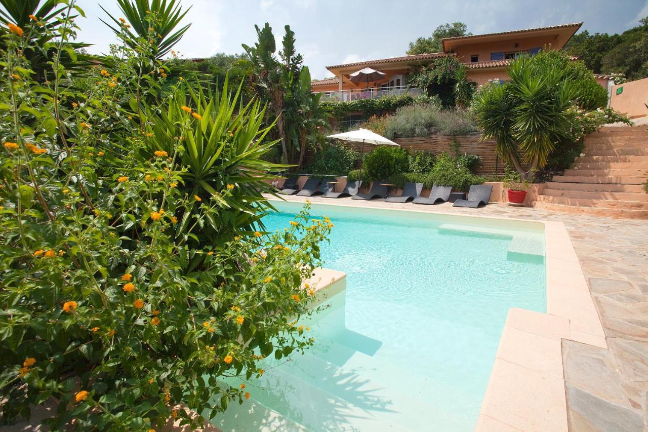 Villa Mimosa Favone Eksteriør bilde