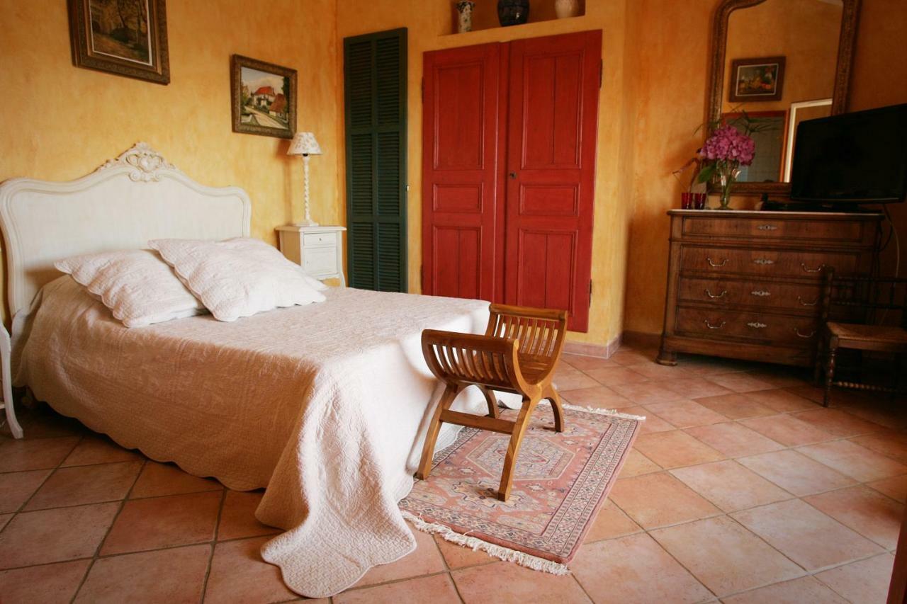 Villa Mimosa Favone Eksteriør bilde